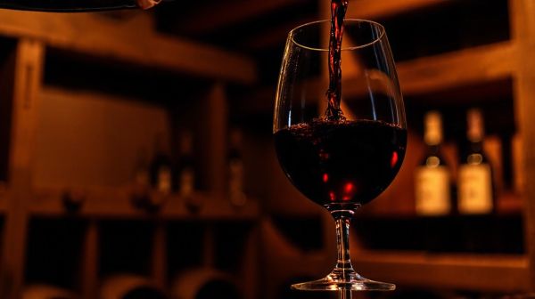 Découvrez les 10 raisons de suivre La Petite Cave sur le vin